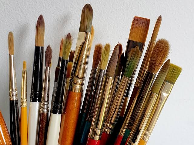 Professional Watercolors & Brushes